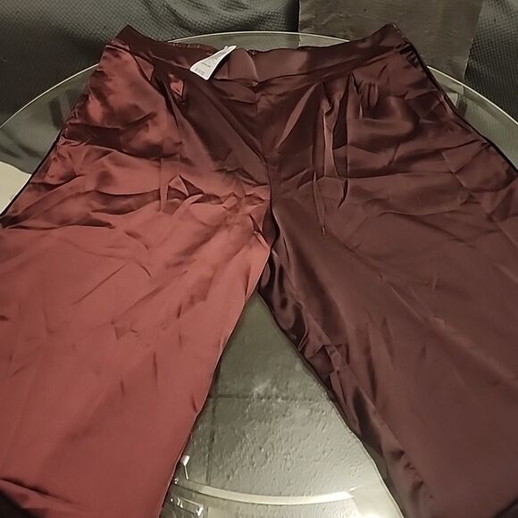 New Purple Wide Leg Satin High Rise Pant - Picture 7 of 8